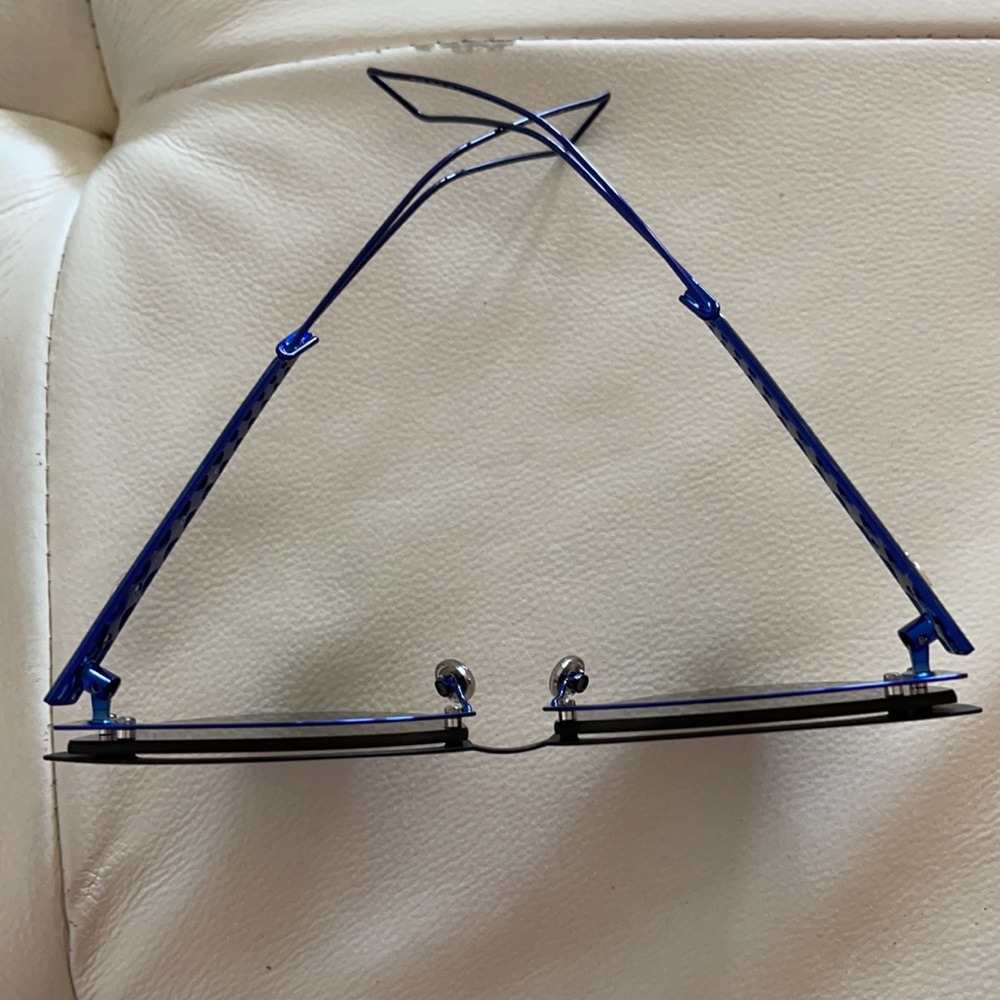 Christian Dior Sunglasses - Picture 5 of 7